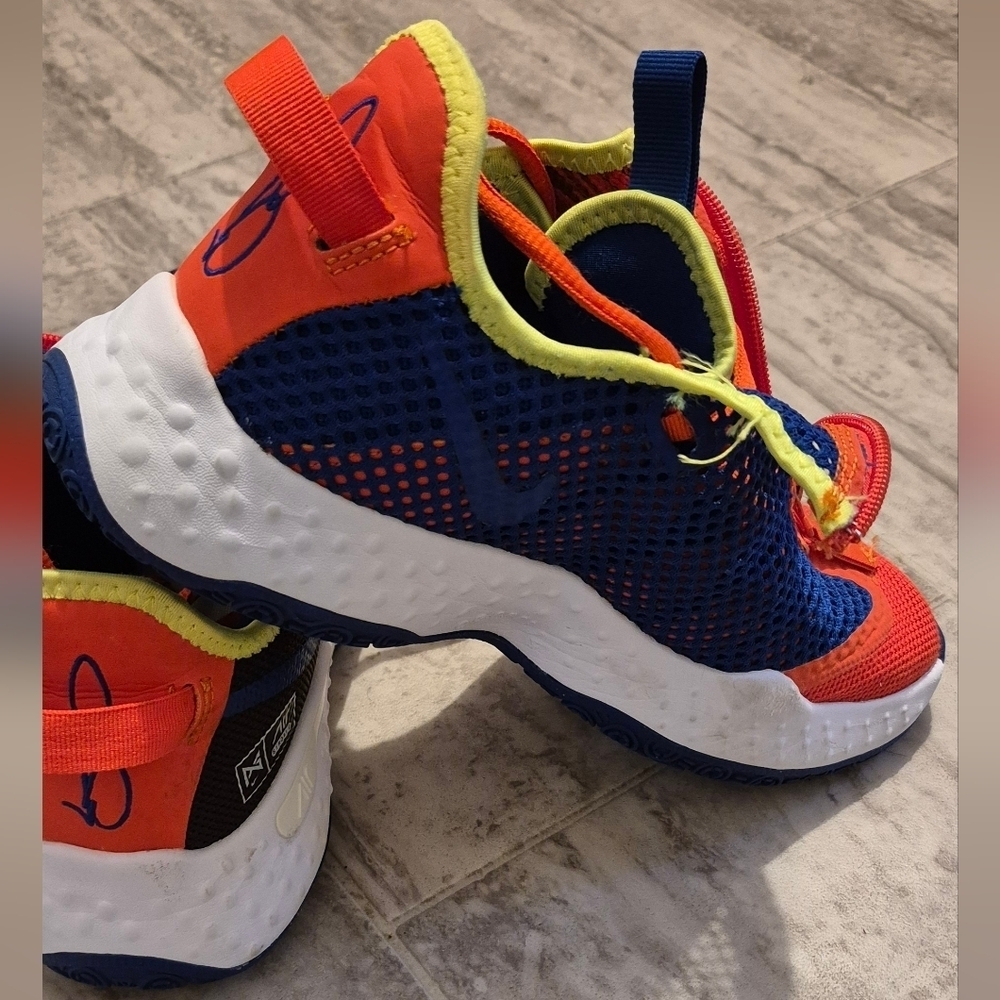 Nike Kids Sneakers in Vibrant Red and Blue - Picture 6 of 10